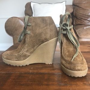 BRAND NEW Nine West Tan Wedge Bootie Size 6